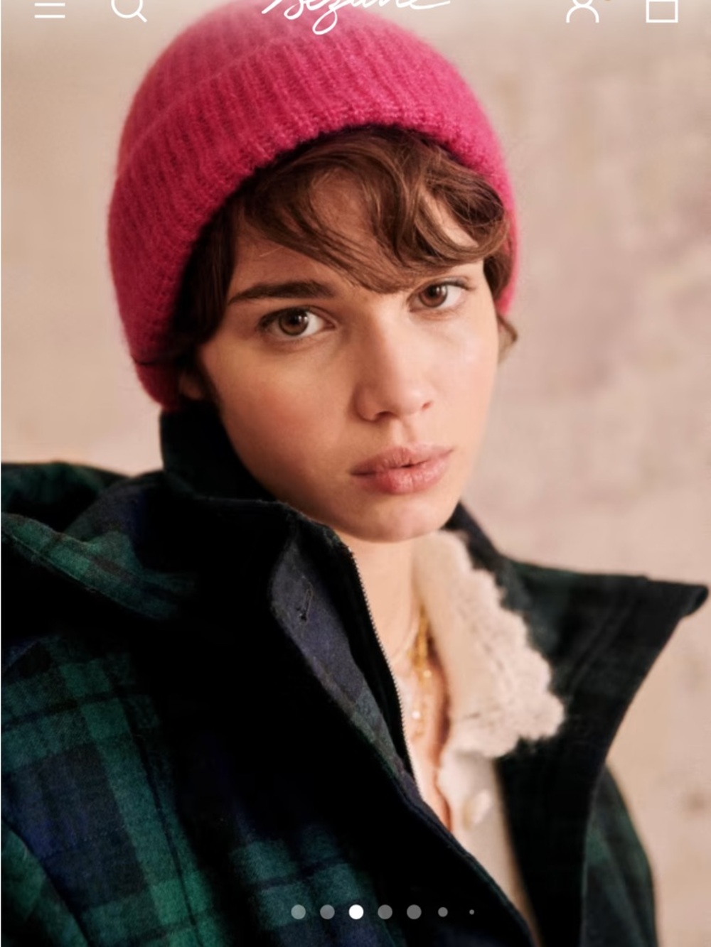 Sezane Paul Beanie in Raspberry - Picture 8 of 8